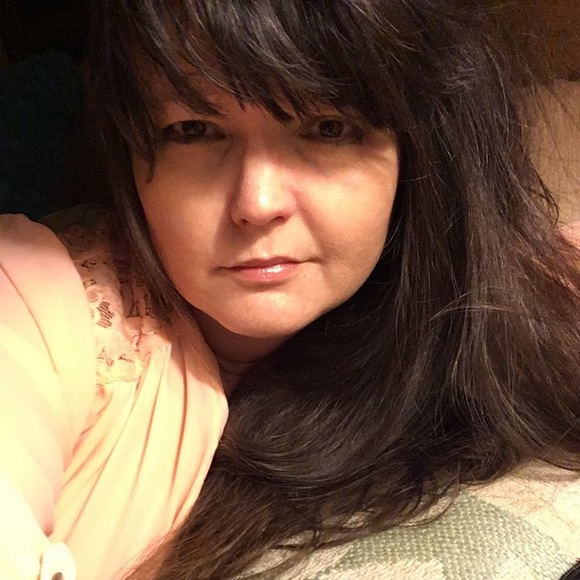 Meet your Posher, Tanya - Picture 1 of 1